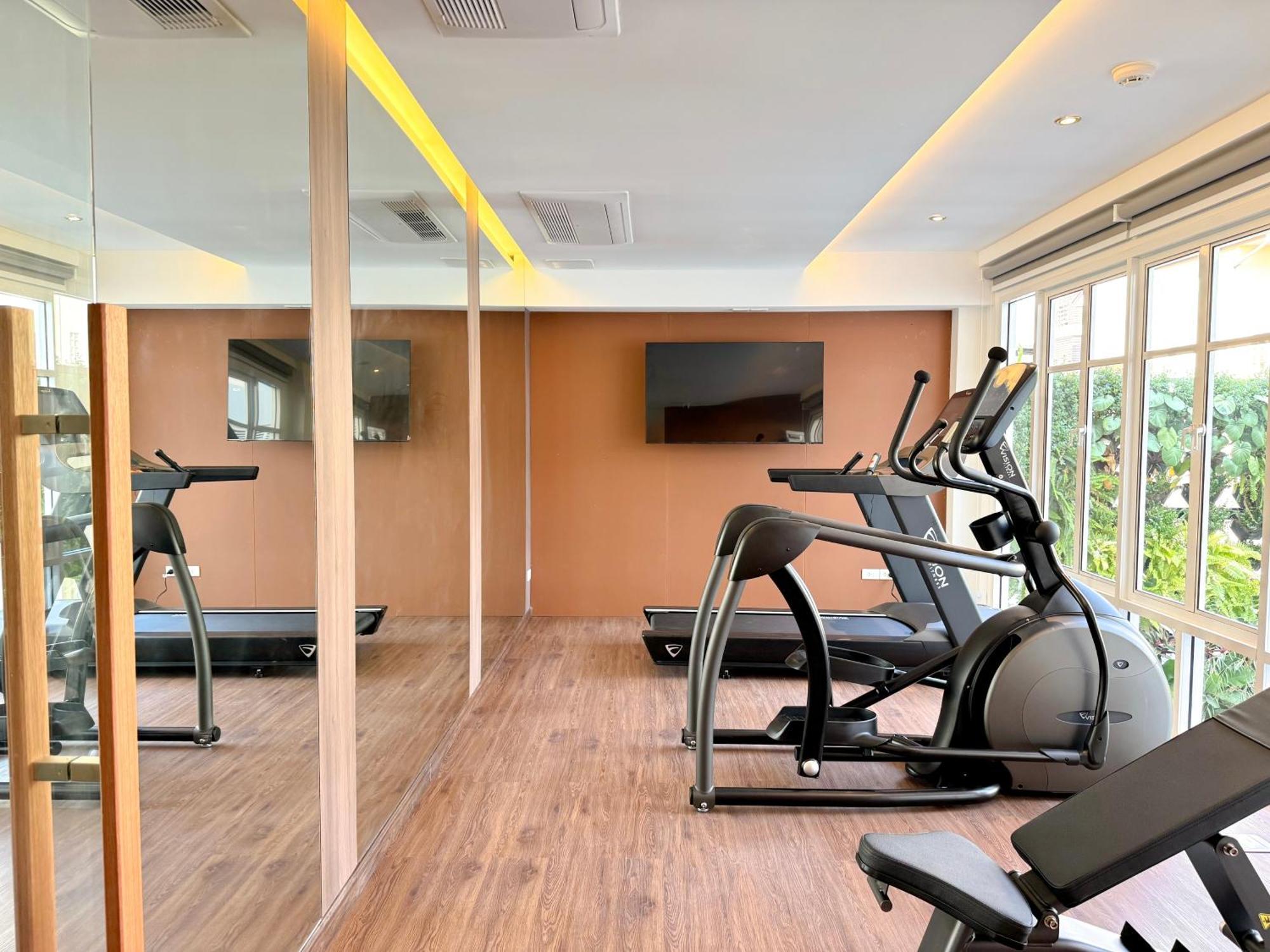 Away Chiang Mai Thapae Resort A Vegan Retreat מראה חיצוני תמונה